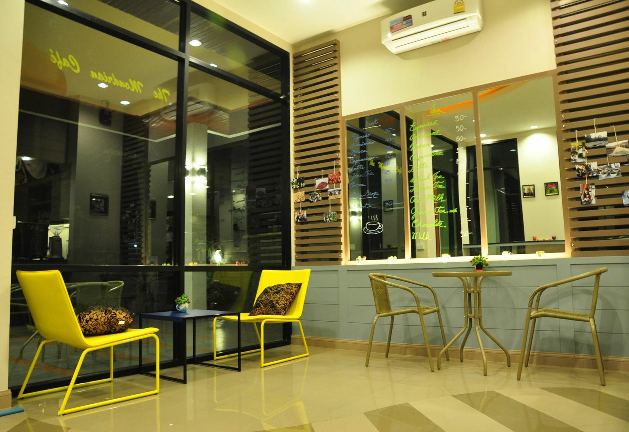 The Mondrian Khon Kaen Apartment Eksteriør billede